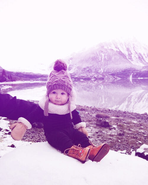صورة طفل فى الشتاء
